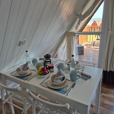 Wow! Amazing Sea Views At Coastal Chalet In Kingsdown Park With Pool No 40 Villa Bagian luar foto